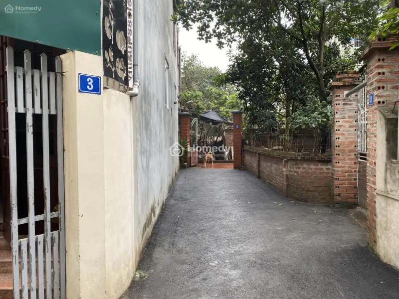 Bán Nhà 3 Tầng, Lô Góc, Sổ Đỏ 50,5M2, Ô Tô Cửa Tại Thị Trấn Phùng