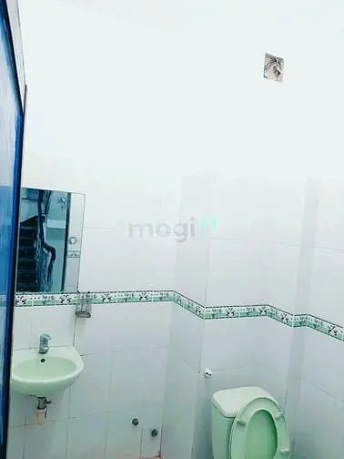 Cho Thuê Phòng Q3.Rộng Rãi Thoải Mái Cửa Sổ Ban Công.lầu 4.2Tr5