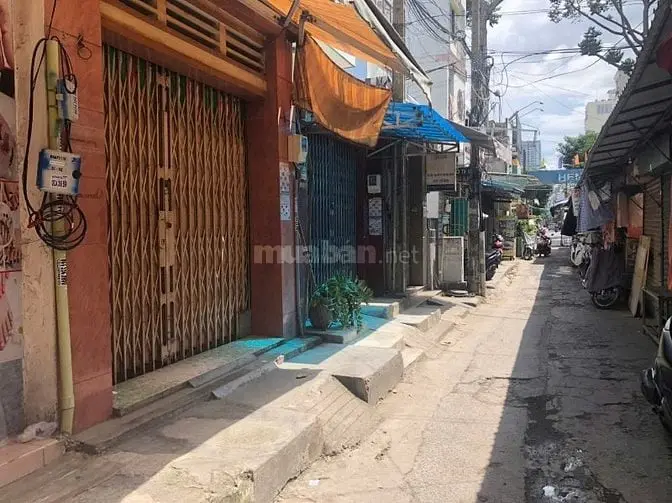 Cho Thuê Nhà 111 Nhật Tảo, P.4, Quận 10, Gần Nguyễn Tri Phương