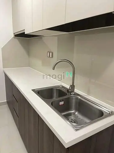 Chung Cư Samland, Nguyên Hồng, Gv: 2P Ngủ, Ban Công, 12Tr5/Tháng