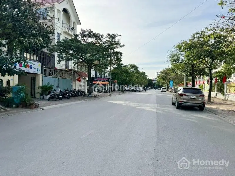 Chính Chủ Bán 140M2 Mặt Phố Nguyễn Khiêm Ích, Trâu Quỳ. Vị Trí Đẹp, Không Lỗi Phong Thủy