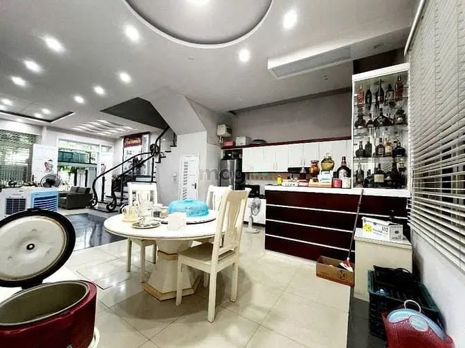 6017383 ảnh đại diện 1