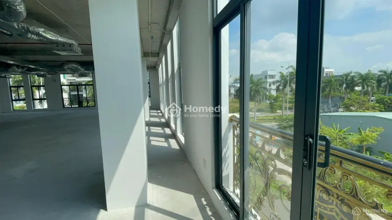 Văn Phòng Khu Vực Hòa Xuân, Diện Tích Lớn 40-50 Nhân Viên Làm Việc, Bãi Để Xe Lớn