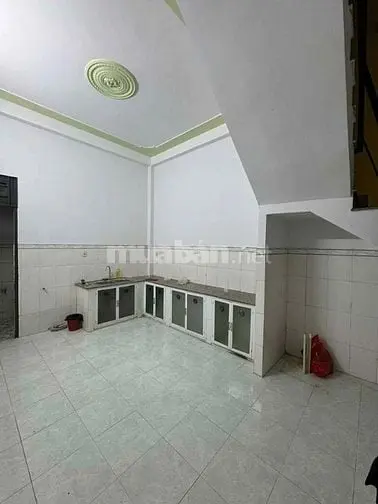 Cho Thuê Nhà Hẻm 5M(Xh) Đường Số 4, P.b.h.hòa A, Q.bình Tân Giá 9Tr