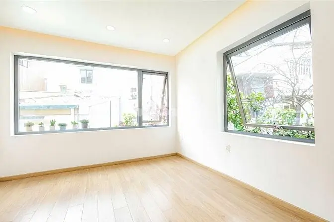 Bán Nhà Trung Tâm Quận 1: Hẻm 4M, 157M² (2Pn, 3Wc) + Nhà Riêng 16M²
