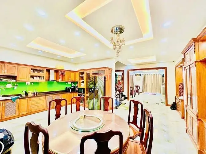 Biệt Thự Hoa Bằng 120M² (Ngang 6.7M), Chốn Về Bình Yên Cho Cả Gia Đình
