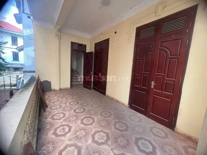 Bán Đất Vip Lạc Long Quân, Mảnh Đất Vàng, 50M Ra Hồ Tây, 256 M2, 43 Tỷ