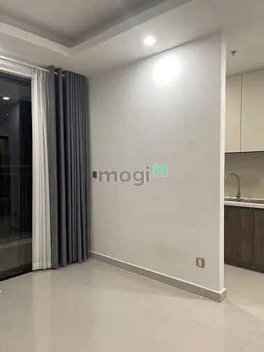 Chung Cư Samland, Nguyên Hồng, Gv: 2P Ngủ, Ban Công, 12Tr5/Tháng