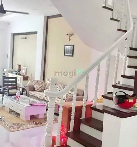 Nhà Mặt Tiền Đường D4 – Đường 20M – Khu Dân Trí Cao – Cạnh Phú Mỹ Hưng