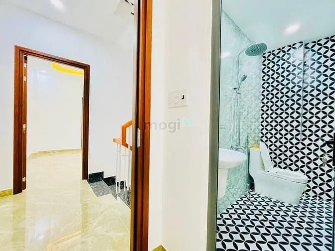 Bán Nhà Mặt Tiền Rẻ Đẹp 4 Tầng 807 Thống Nhất P15 Gò Vấp (Ngay Chợ)