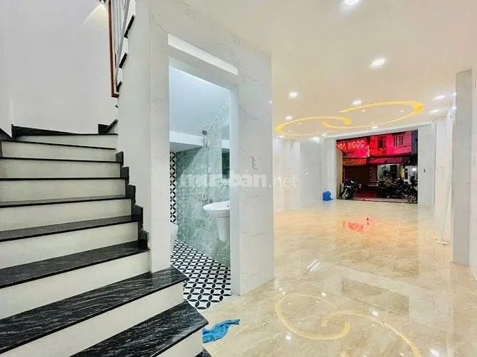 ⭐️Nhà 4 Lầu Cao Cấp Mặt Tiền Kinh Doanh Thống Nhất, P13, Q.gò Vấp