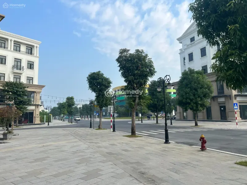 Căn Shop Góc 187M2 Trung Tâm Hải Âu Giá 13.6 Tỷ Bao Phí Sang Sổ Vin Gia Lâm (0985941***)