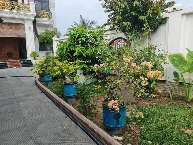 Gảm 2 Tỷ , Biệt Thự Sân Vườn , 629M2 , 2 Tầng , Mặt Tiền , 11 Tỷ