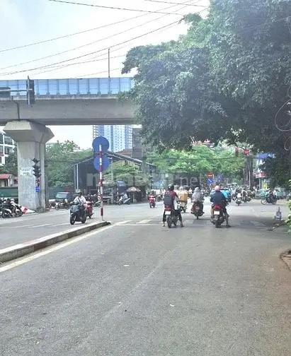 ⭐️ Bán Gấp Nhà Mặt Phố Hào Nam 95M2 X 9 Tầng Giá 45 Tỉ Có Thương Lượng