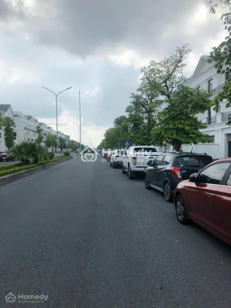Hải Âu 2 Diện Tích 90M2, Đường 30M, Hoàn Thiện Có Thang Máy Giá 18.6 Tỷ Vin Gia Lâm (0985941***)