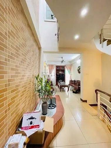 Giải Phóng- 48M- Dân Xây-Phân Lô- Ô Tô Dừng Đỗ