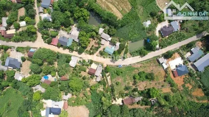 Cần Chuyển Nhượng Gấp Lô Đất 2100M2 Đất Mặt Đường Suối Mơ