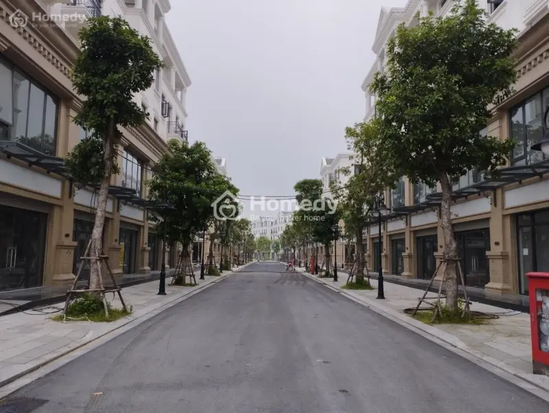 (Sổ Hồng) Shophouse Góc 3 Mặt Thoáng 187M2 Giá 13.6 Tỷ Vin Gia Lâm (0985941***)