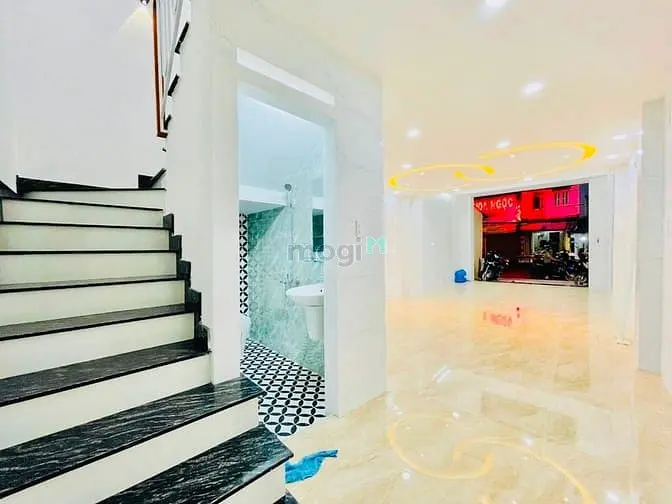 Bán Nhà Mặt Tiền Rẻ Đẹp 4 Tầng 807 Thống Nhất P15 Gò Vấp (Ngay Chợ)