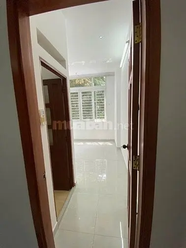 Nhà Hxh Đào Duy Anh. P.9, Q. Pn. Trệt 3 Lầu Giá 8,8Tỷ