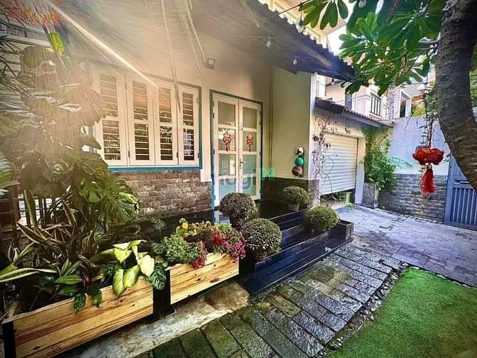 6018207 ảnh đại diện 1
