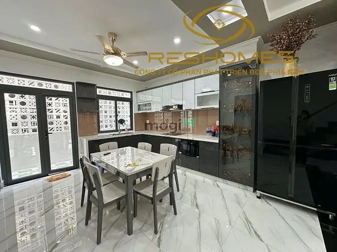 6018189 ảnh đại diện 1