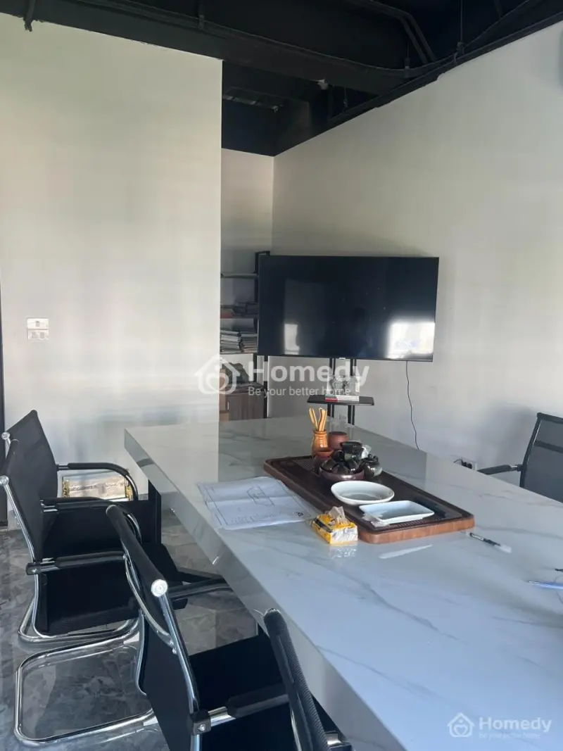 Hải Âu 2 Diện Tích 90M2, Đường 30M, Hoàn Thiện Có Thang Máy Giá 18.6 Tỷ Vin Gia Lâm (0985941***)