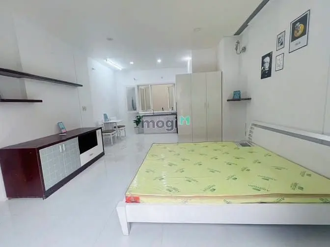 Phòng Studio Bancon Đẹp Full Nội Thất 30M2 - 71Hồ Bá Kiện Quận 10