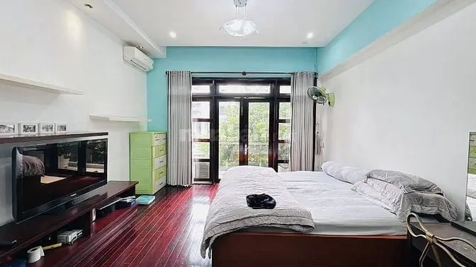 Biệt Thự Đẹp Khu Vip Sân Bay Hoàng Hoa Thám, 150M2 4 Tầng Đường 8M