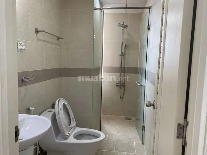 Cho Thuê Căn Hộ Chung Cư Ngô Gia Tự, Q10, 83M2, 2Pn, 2Wc, 12Tr
