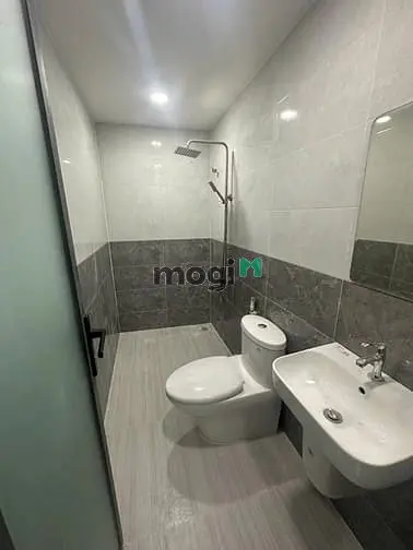 Nhà Phong Phú C4 80M2 Ngay Trung Tâm 1Ty1