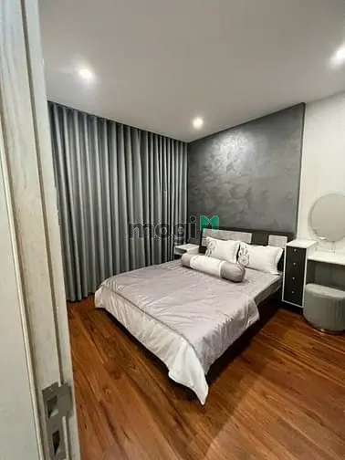 Chung Cư Cc Sky Center,Phổ Quang, Tb: 2P Ngủ, 77M2, Full Nội Thất 17Tr