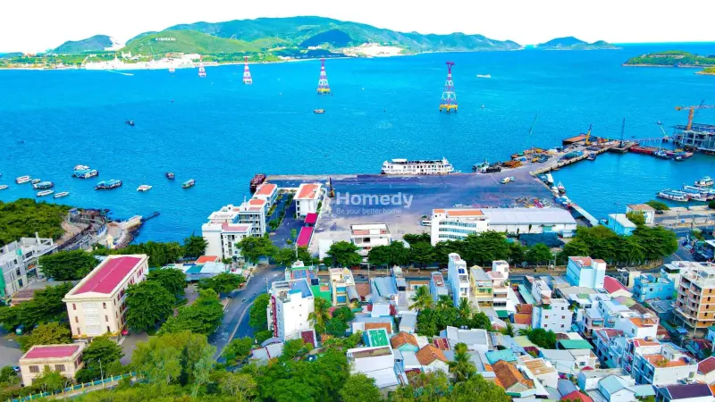 Sở Hữu Ngay Khách Sạn 3 Sao Đường Trần Phú Với Giá Siêu Ưu Đãi Kèm Khuyến Mãi Nhà Ở Phía Sau
