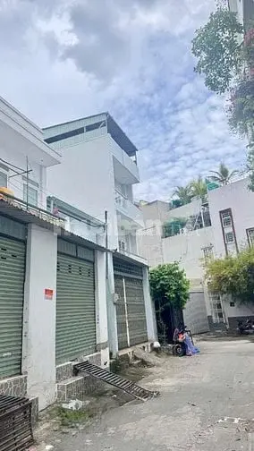 Đối Diện Vạn Phúc City – Nhà C4 – 113M² (7.2 X 17M) – Ngang Khủng – Fu