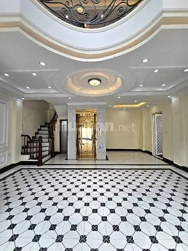 🏡 Bán Nhà Cực Phẩm – Lô Góc, Thang Máy, Ô Tô Tránh, Nhà Nở Hậu.