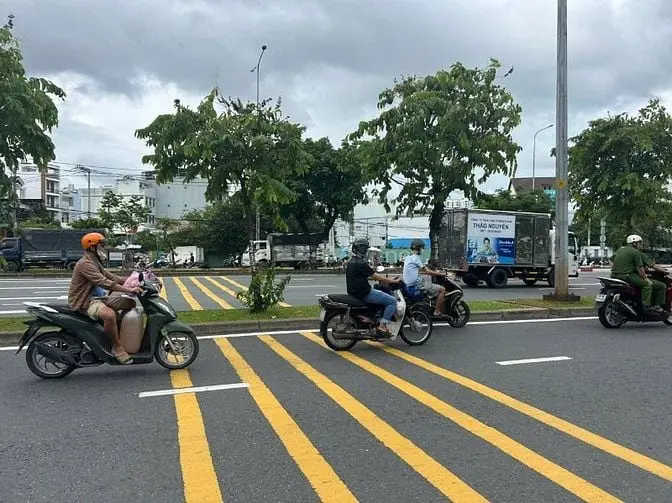 Cần Tìm Đối Tác Cùng Thuê Đất: 1400M2, Giá Tốt Tại Võ Văn Kiệt, P16, Q