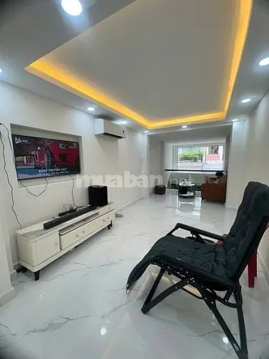 Bán Nhà Mặt Tiền Nhật Tảo- Nguyễn Tri Phương P9 Quận 10 4 Tầng 10.8Tỷ