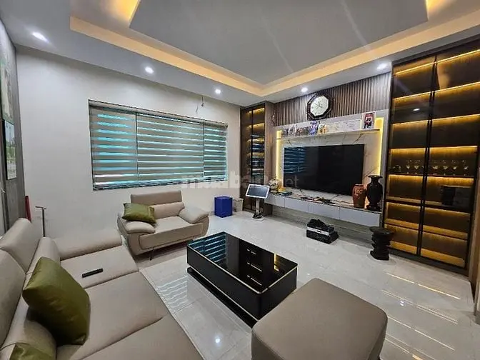 Bán Pl Ngõ 28 Xuân La, 60M2, Vỉa Hè, Nhiều Cây Xanh, 5 Tầng, Nhà Đẹp