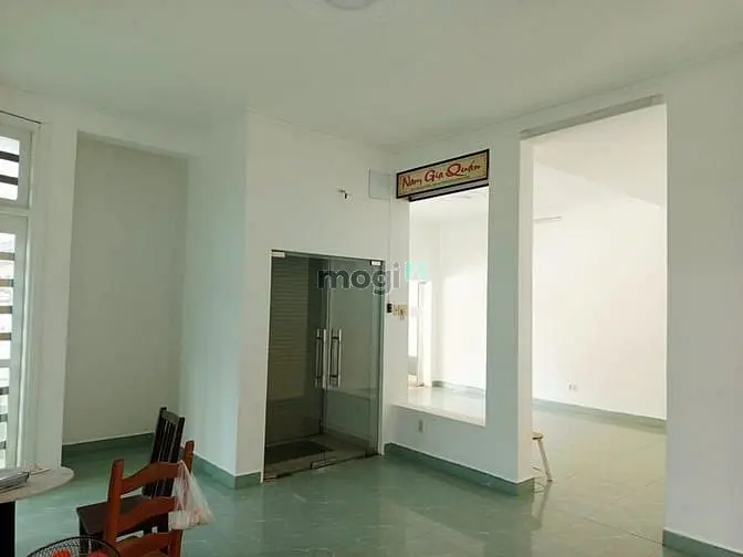 Cho Thuê Nhà Góc 2 Mặt Tiền 535 Nguyễn Duy Trinh - Trung Tâm Quận 2 🔥