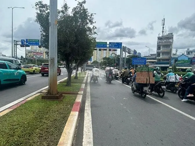 Cần Tìm Đối Tác Cùng Thuê Đất: 1400M2, Giá Tốt Tại Võ Văn Kiệt, P16, Q