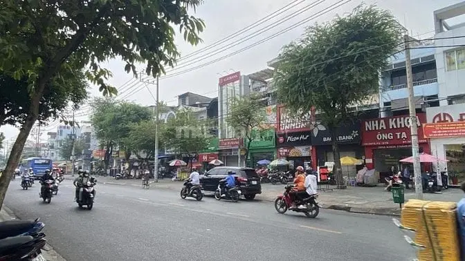 Cho Thuê Mặt Bằng : 724 Cách Mạng Tháng 8 - P.5 - Q.tân Bình Dt:5X18M