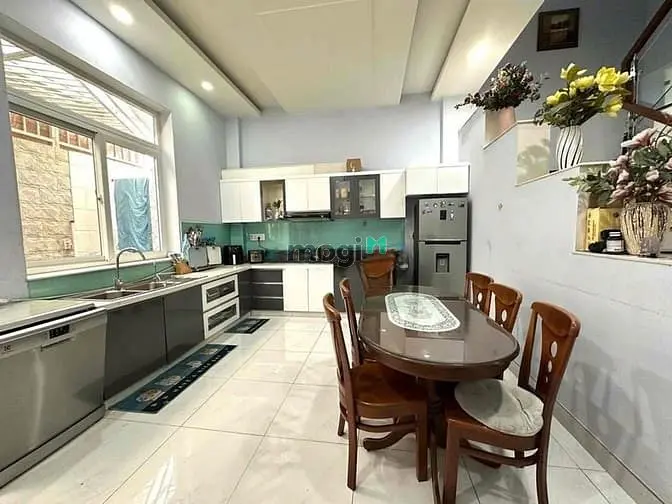 Cho Thuê Nhà Ngay Sát Bên Cư Xá Bắc Hải - Ngã Tư Tô Hiến Thành Quận 10