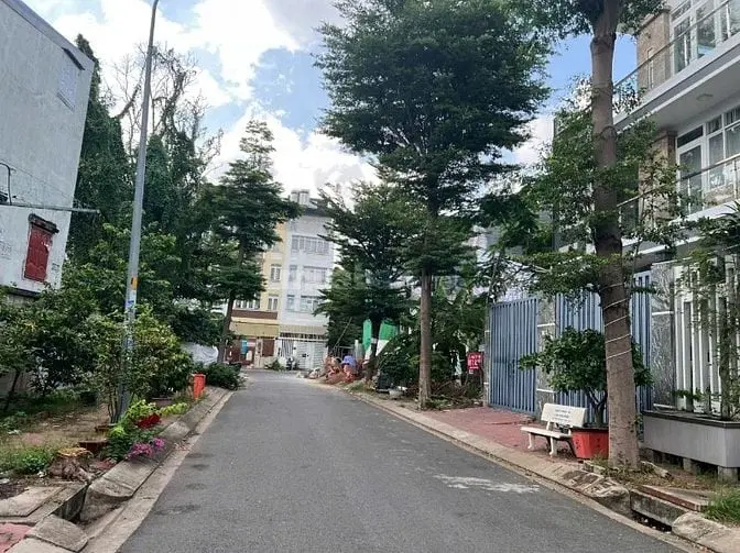 Bán Đất Biệt Thự 10X20 Kdc Kim Sơn P. Tân Phong Q7