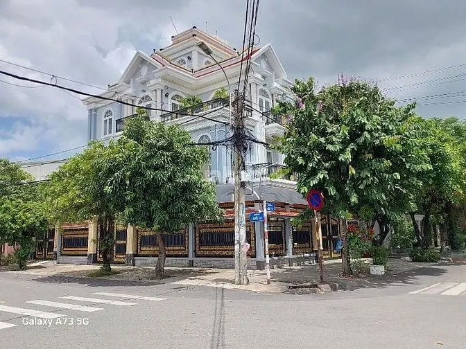 Cho Thuê Biệt Thự Gần Trung Tâm Tên Lửa, Bình Tân