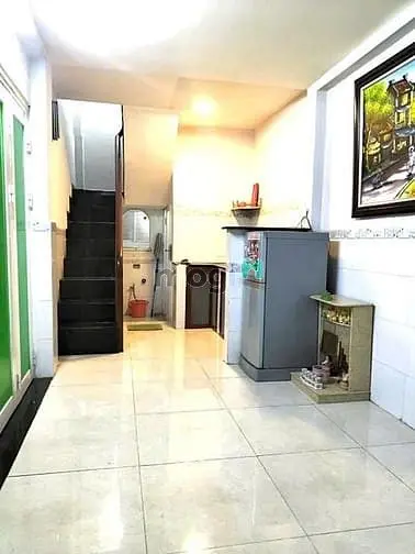 Nhà 3 Tầng - P10 -Quận 10 - Lô Góc - Hẻm Thông _ Nhỉnh 2 Tỷ