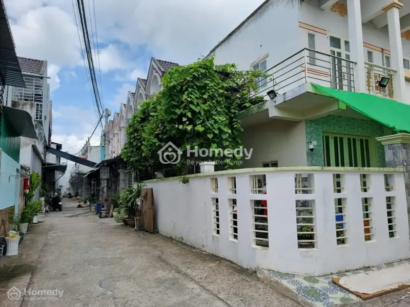 Nhà Đẹp 2 Tầng Gần Chợ Hưng Long Giá Chỉ 630 Triệu