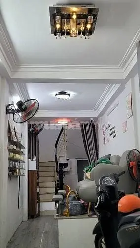 Nhỉnh 6Tỷ-Có Nhà 6Tầng/23M2-Sát Phố Minh Khai-Đầu Chợ Mơ-Full Nội Thất