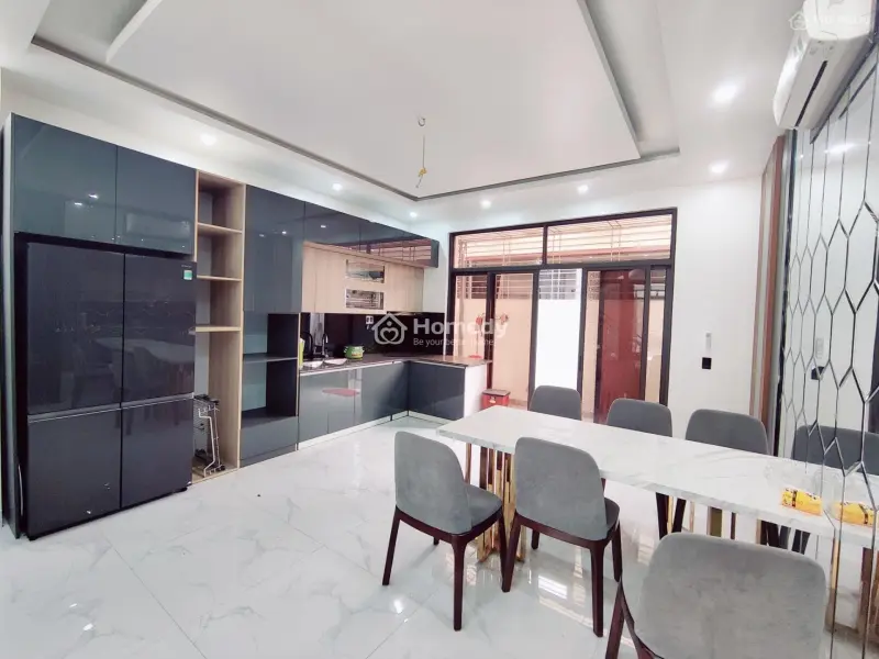 Cho Thuê Căn Liền Kề Siêu Đẹp, Nội Thất Cao Cấp, Làm Văn Phòng Hoặc Ở Tại Hoàng Huy Mall, Giá 23 Tr