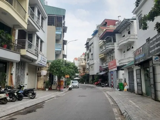 Cho Thuê Tầng 1 Diện Tích 45M2 Trong Ngõ 603 Lạc Long Quân