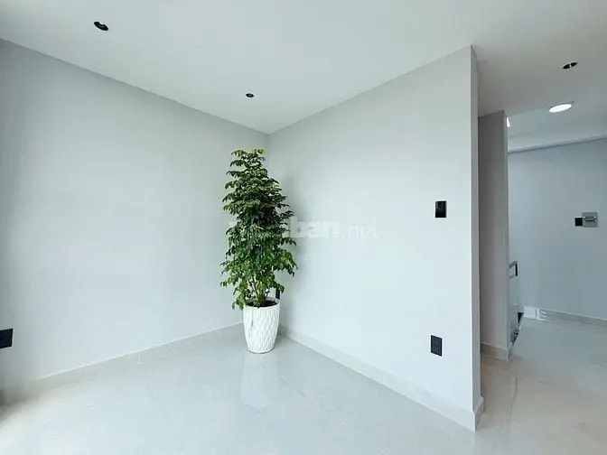 Chính Chủ Bán Nhà Mới Đẹp 417/Quang Trung Đúc 3Lầu Hẻm Xe Hơi 5M
